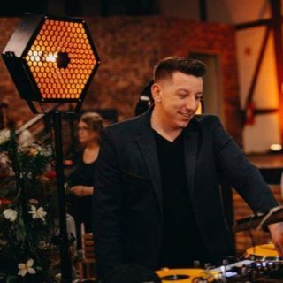 ANDRZEJ DESPUT
