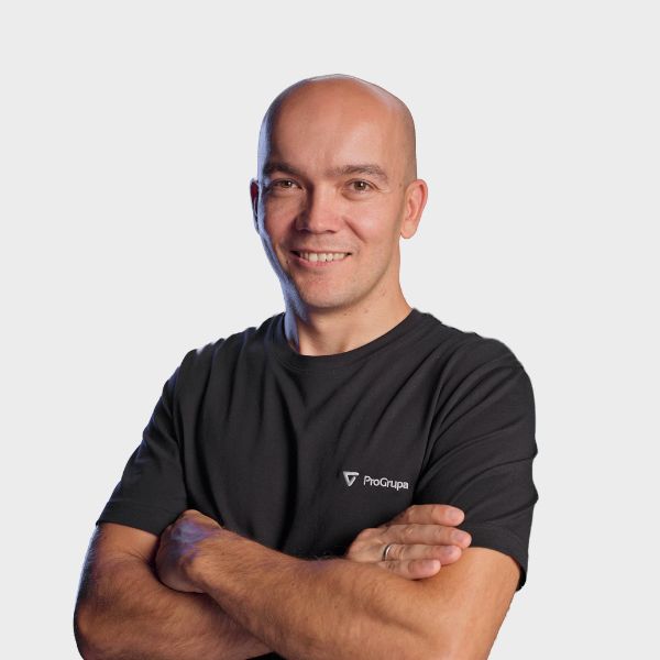 Dawid Mąkinia